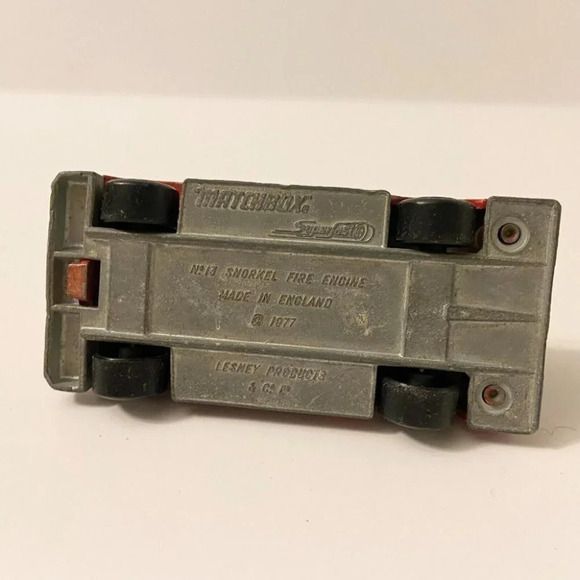 Vintage Matchbox 1981 Open Back Truck 1977 Snorkel Fire  Engine Truck Toys - Picture 12 of 12